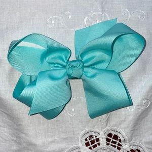 ⭐️ 3/$15 Girls Classic Aqua Blue Large Boutique Hair Bow